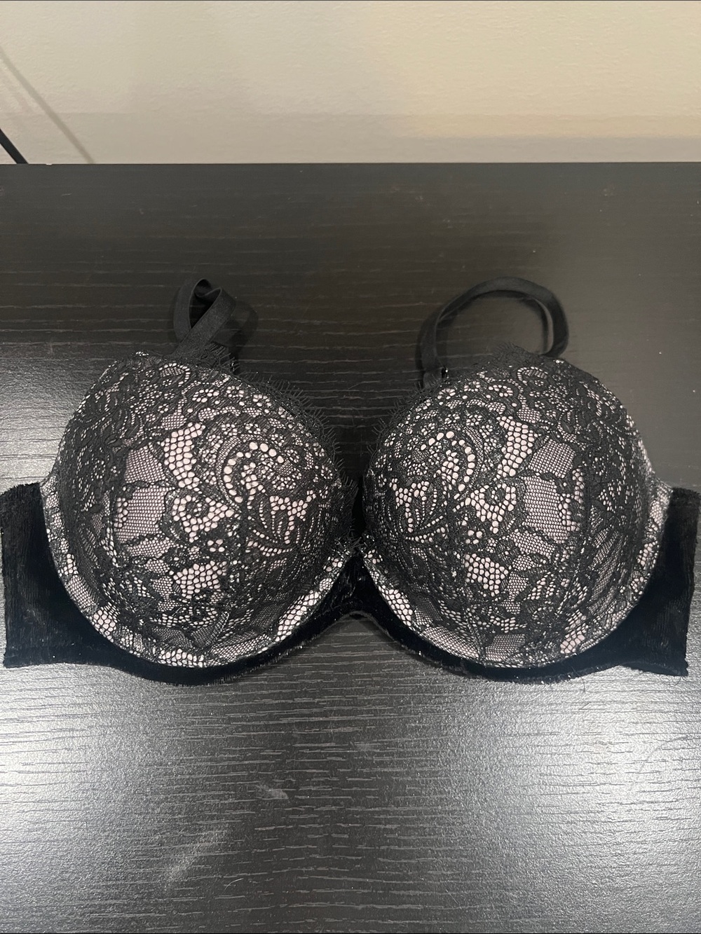 CS Black Lace Push-Up Bra - Women's Intimates